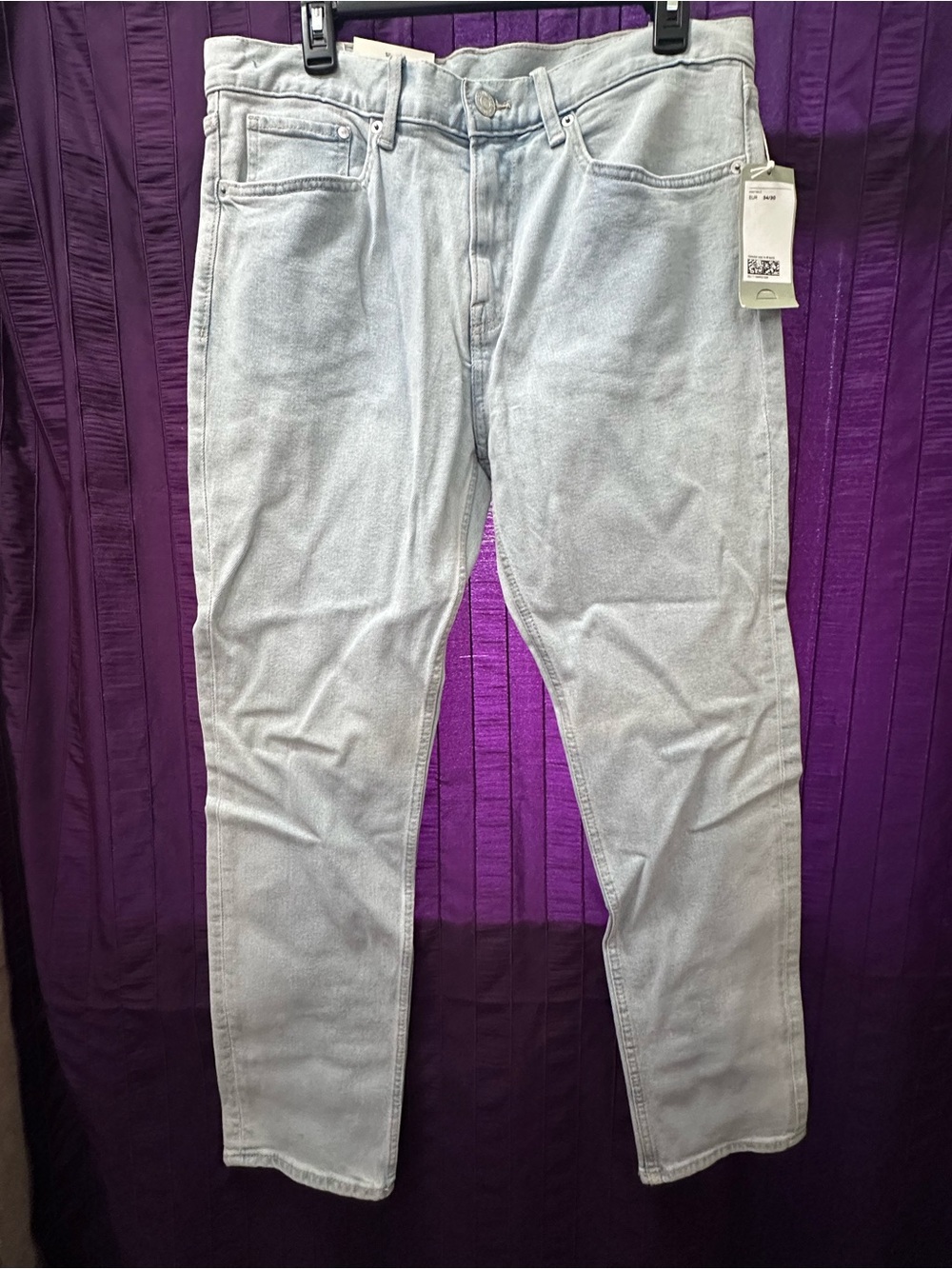 H&M Men's Light Wash Slim Straight Jeans